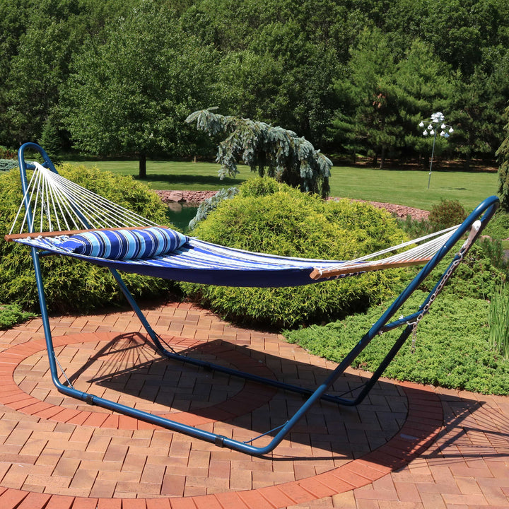 Sunnydaze Catalina Beach Quilted Double Hammock with Blue Steel Stand, 2-Person, 450 lb Capacity