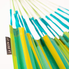 Suspension cords and LA SIESTA label on the Brisa Lime hammock