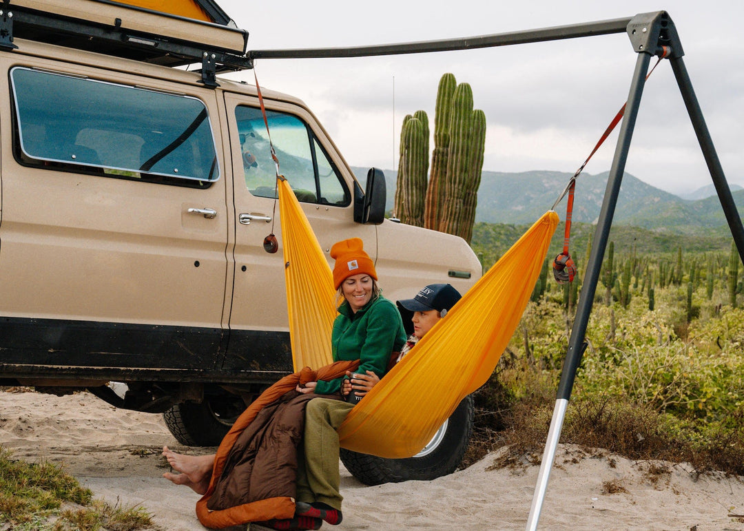 Outpost Vehicle-Mounted Hammock Stand