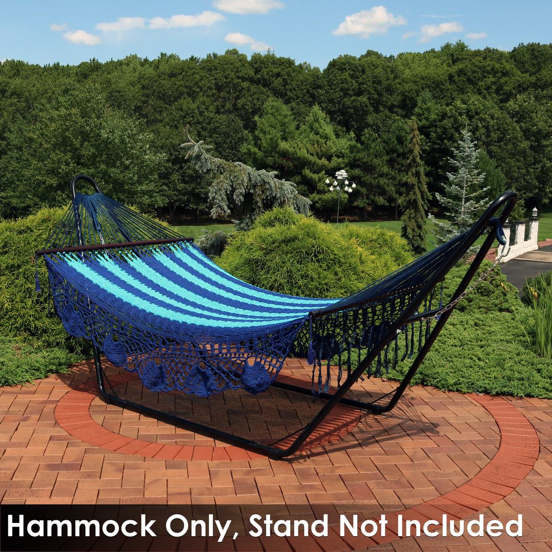Sunnydaze American-Style Mayan Double Spreader Bar Hammock, 2-Person, Cotton Blend, 770 lb Capacity