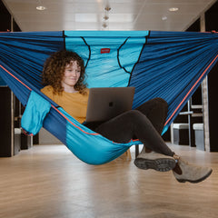 ROVR Hanging Chair – Navy/Ocean Blue