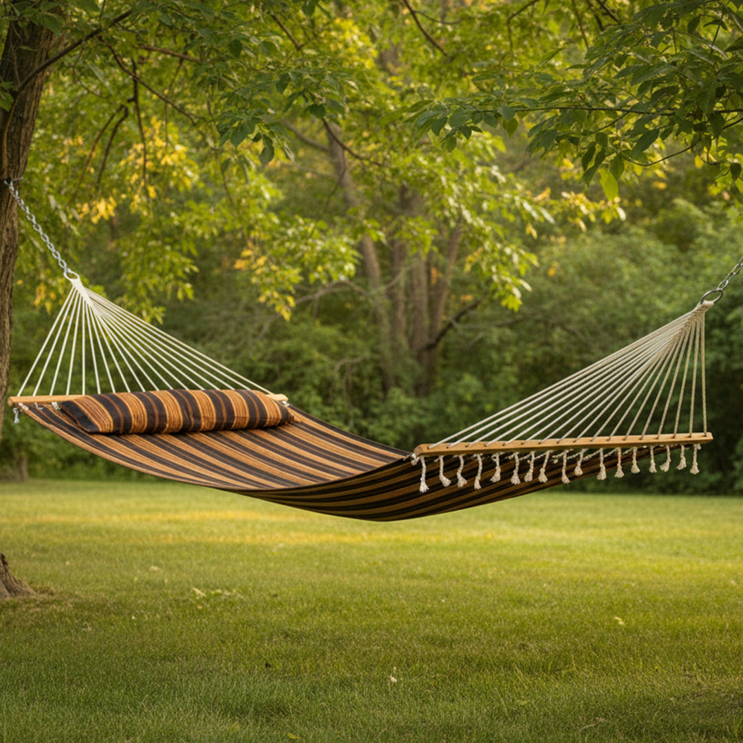 Sunnydaze Quilted Double Spreader Bar Hammock with Pillow, Polyester, 450 lb Capacity