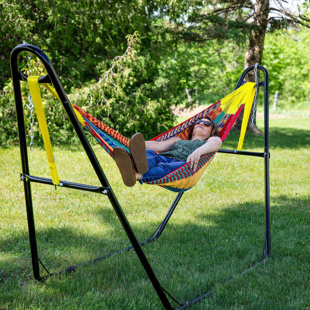 Sunnydaze Handwoven Family-Size Mayan Hammock, Cotton Blend, 625 lb Capacity